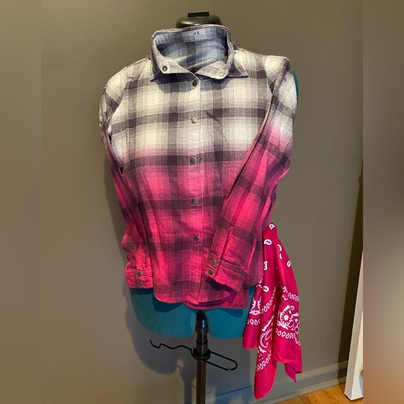 4 piece dance costume, pink and black with sequins - Picture 2 of 5